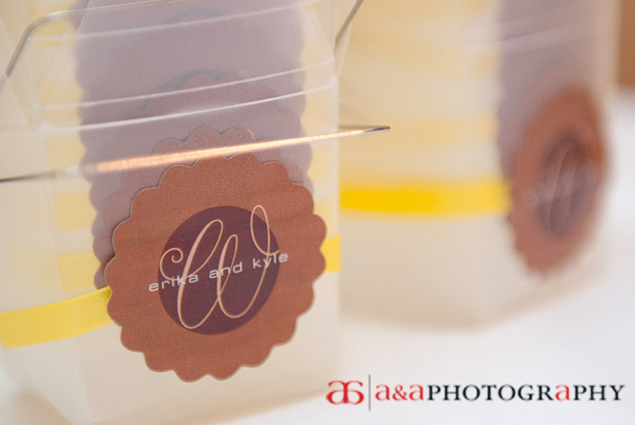 12 A Wisconsin Farm Wedding via TheELD.com