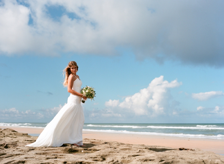Natural & Eclectic Beach Wedding Ideas via TheELD.com