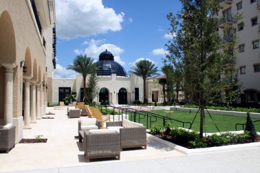 Planning a Wedding In Florida? Attend the Dairing Bride Academy! via TheELD.com