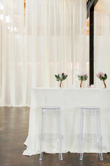 A Peach & Champagne Modern Romantic Wedding Day via TheELD.com