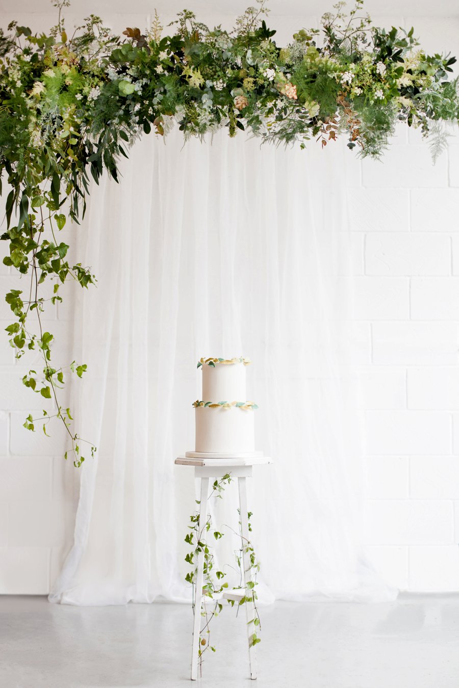 Organic Black, White, and Green Wedding Ideas via TheELD.com