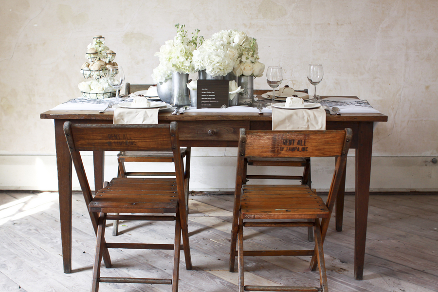 {Exposed Vintage} Style Dictionary Inspiration Shoot {Part 2}  via TheELD.com